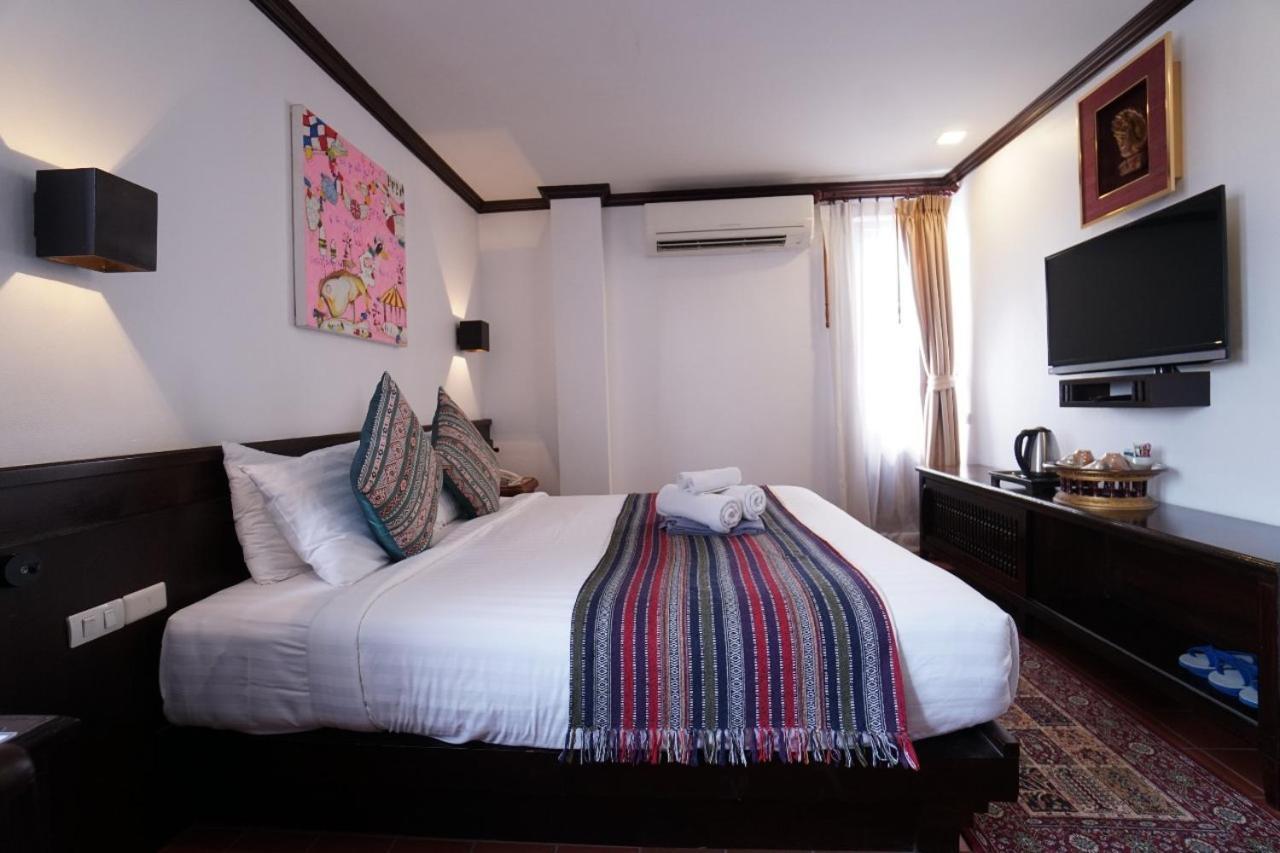 Baan Huenphen Boutique Hotel Chiang Mai Oda fotoğraf
