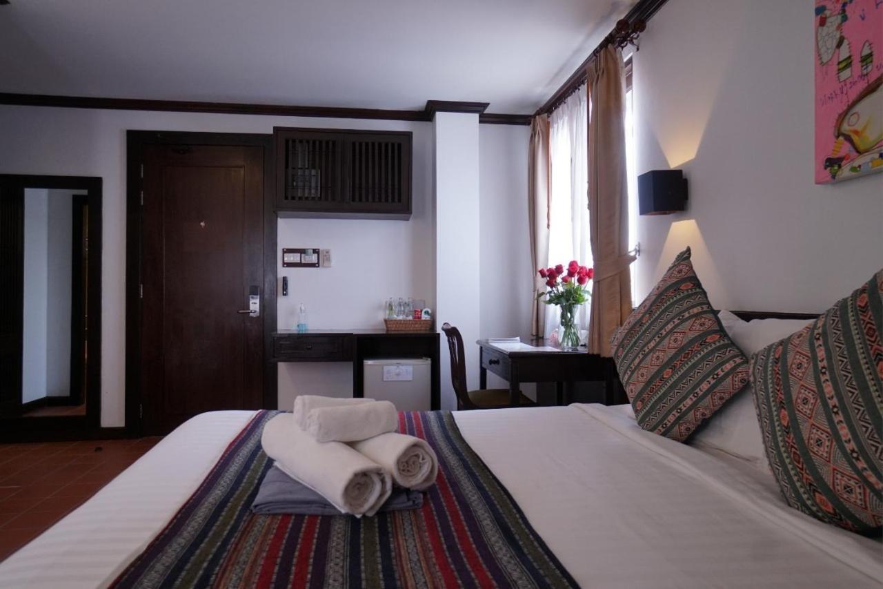 Baan Huenphen Boutique Hotel Chiang Mai Oda fotoğraf