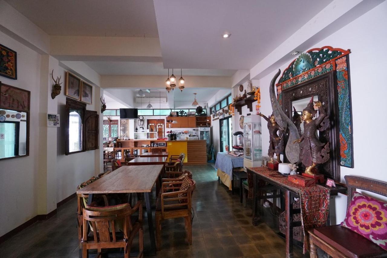 Baan Huenphen Boutique Hotel Chiang Mai Dış mekan fotoğraf
